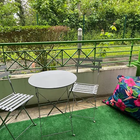 Petit Cocon Cosy Avec Terrasse & Parking Prive Apartman Montréjeau