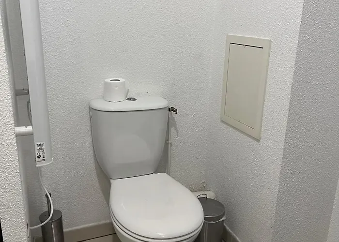 Cosy Avec Parking Privatif Апартаменты *