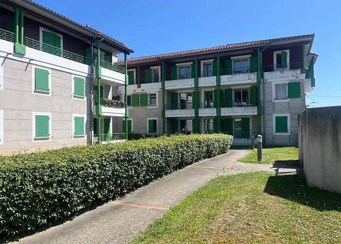 Апартаменты Cosy Avec Parking Privatif *